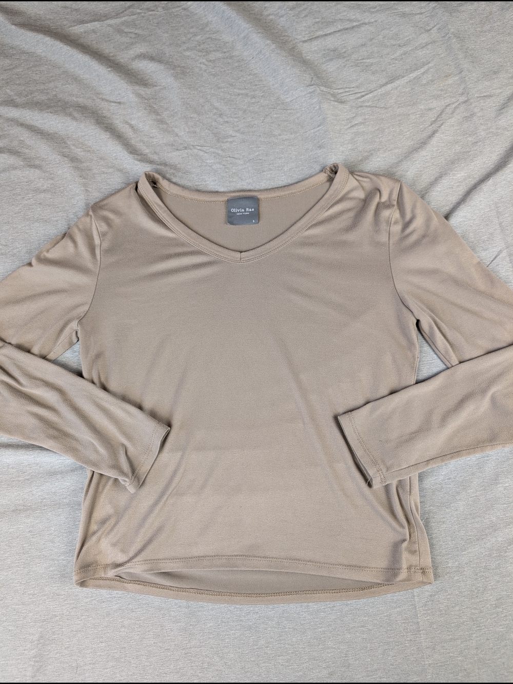 Olivia Rae Beige V-Neck Long Sleeve Blouse Women's Size S - Picture 4 of 5